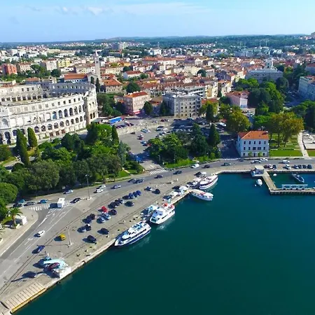 Fuer 2 Personen Ca 15 Qm In Sijana, Istrien Istrische Riviera *